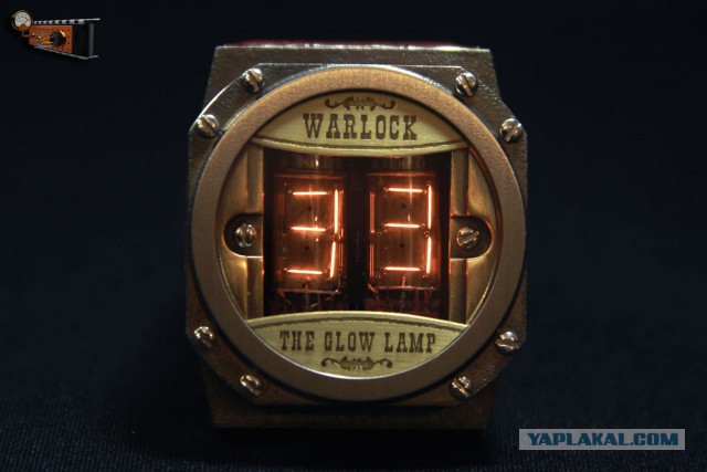 Наручные часы на накальных индикаторах "Warlock"