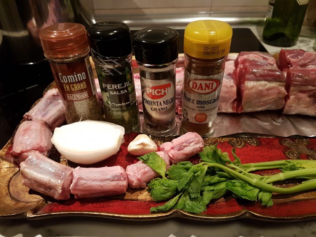 Испанская кухня: гаспачо и бычий хвост