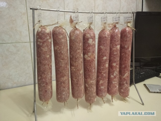 Как я колбасу сыровяленую дома делаю