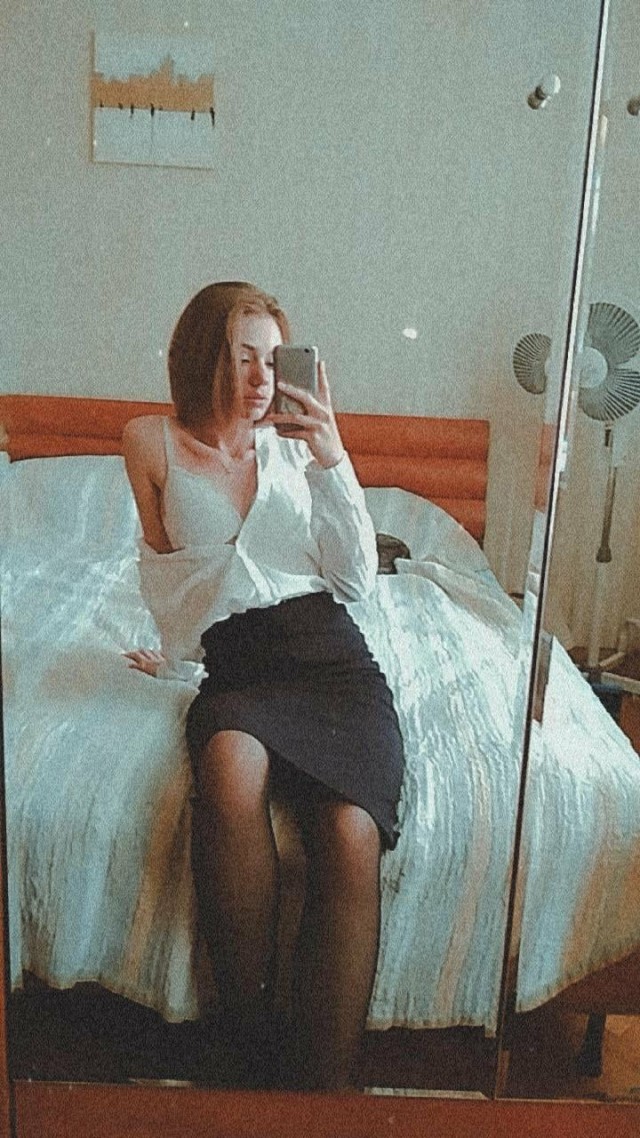 Девушки из соцсетей, без мукл и татуировок