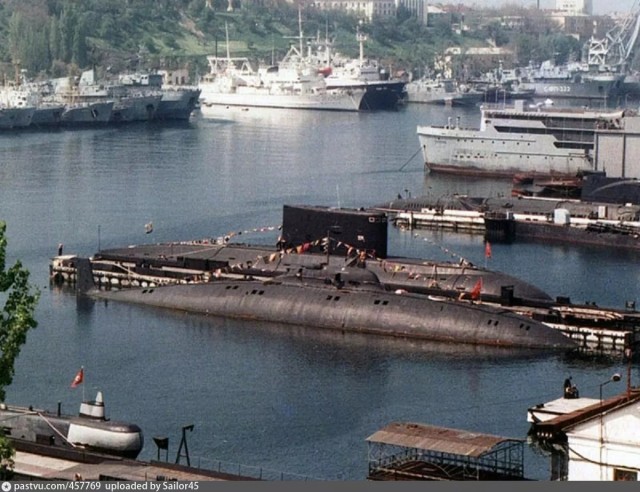 Советский и российский подводный флот на фото