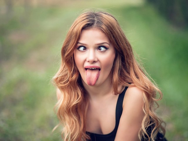 Симпатичные девушки из Сети - 7
