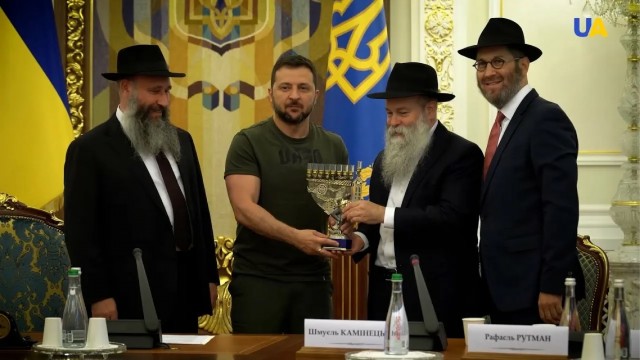 Сийярто осадил Зеленского после его угроз в адрес Орбана: «Такова украинская «культура»»