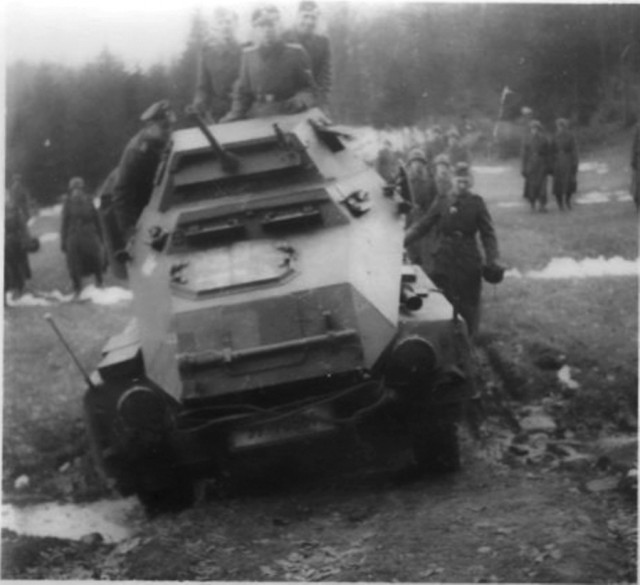 Восьмиколесник Sd.Kfz. 231 8-Rad.