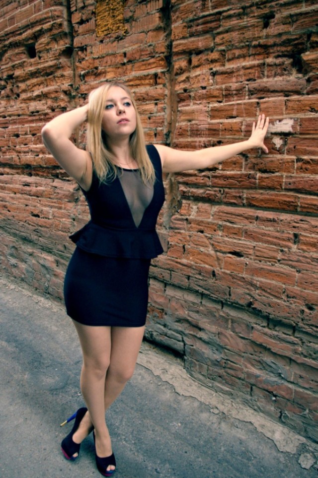 Замри, дай я тебя ещё вот так сфоткаю