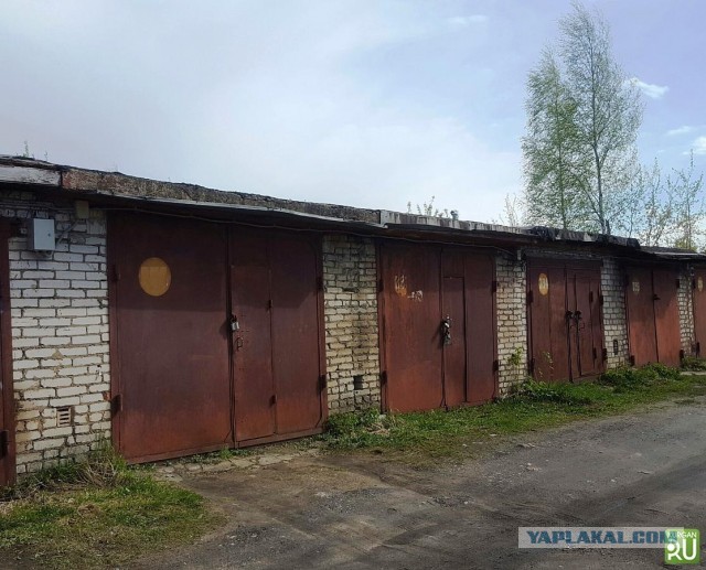 Гараж на даче. Осуществил мечту