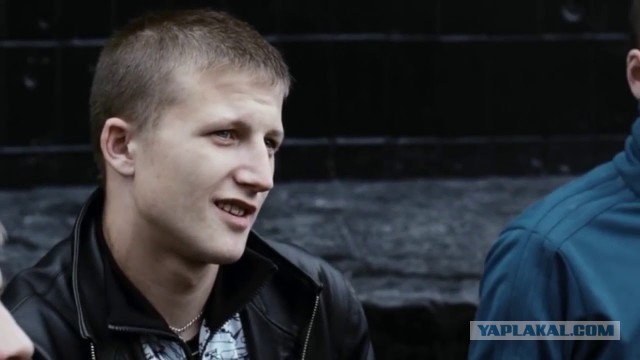 Власти Петербурга разрешили ресторанам устанавливать столики, стулья и зонты на улице на новогодних праздниках. Всё для людей!