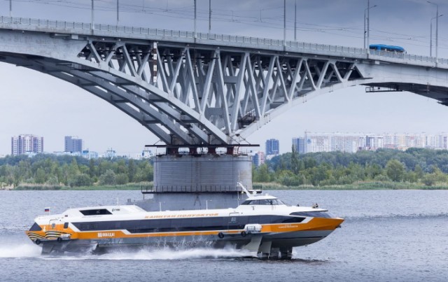 Саратов вчера посетил красивый гость: «Метеор-120Р» впервые прибыл в Саратов