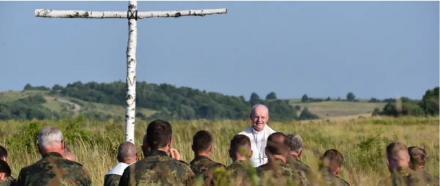 Капеллан бундесвера: Мы обязаны подготовить солдат к войне