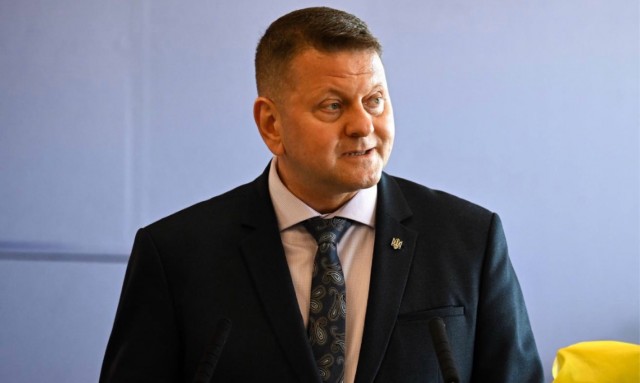 NV узнало о планах Залужного уйти в отставку и вернуться на Украину