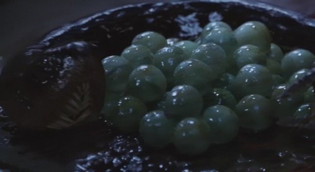 Трехлитровая банка шариков от старых мышек