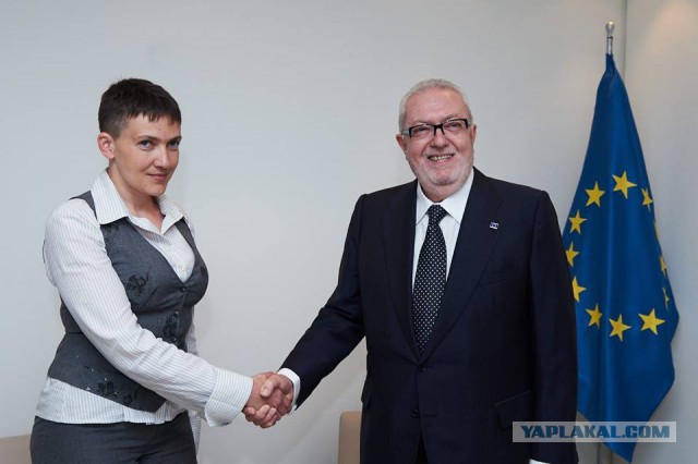 Верховная рада Украины лишила неприкосновенности депутата Надежду Савченко и ее тут же арестовали
