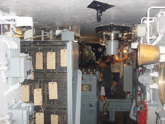 Линкор "Нью-Джeрси" (Battleship USS New Jersey)