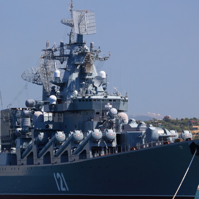 Крейсер "Москва"