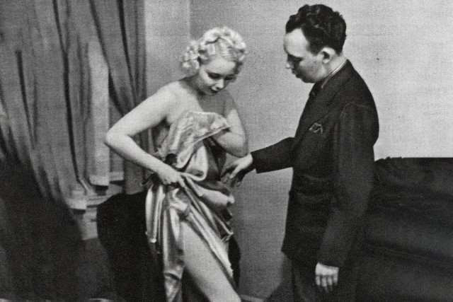 Как жён учили раздеваться? — забавное шоу из далёкого 1937 года