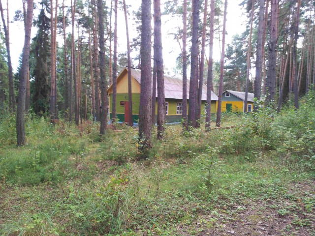 Поход в заброшенный лагерь.