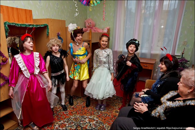 Новогодняя история из детского дома.