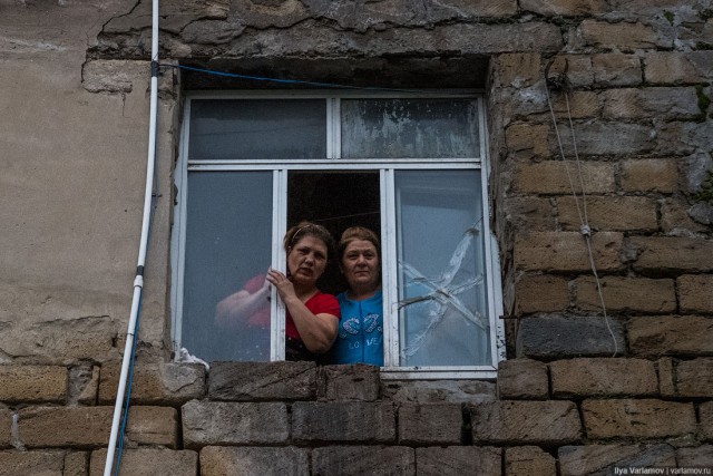 Добро пожаловать в Ад. Как живут в Баку беженцы из Карабаха