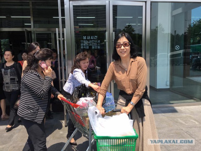 КНДР: пыль в глаза