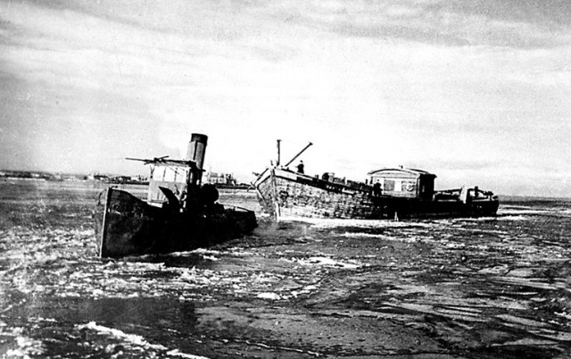 Трагедия баржи № 725 на Ладоге по масштабам не уступает гибели «Титаника»