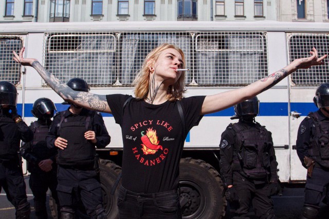 Забавные картинки с девушками