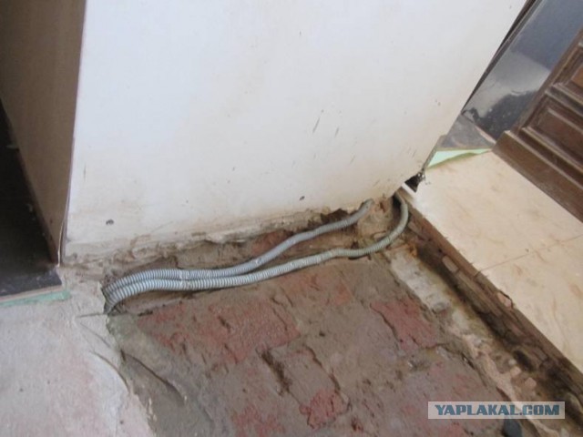 Ремонт комнаты женскими силами :)