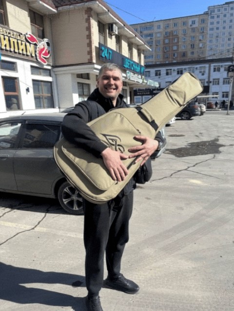 С праздником!