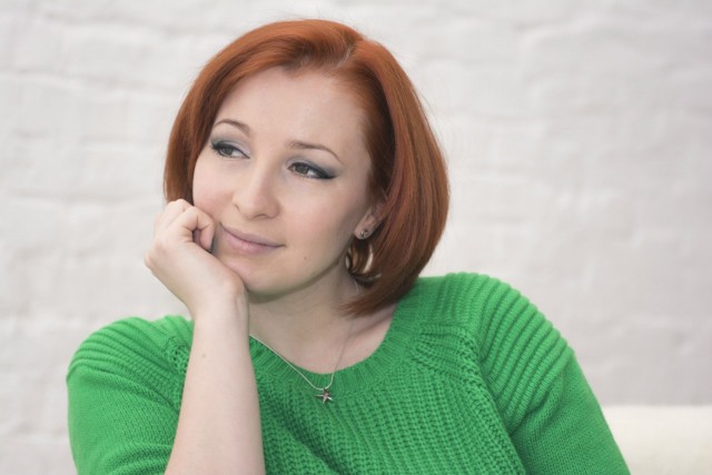 Леся Гусева придумала веселую белку Крошку Ши и стала известной. Теперь она рисует героев кино на пенсии, и все снова в восторге