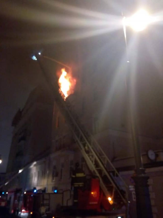 Пожар на Никитском бульваре 12 в Москве