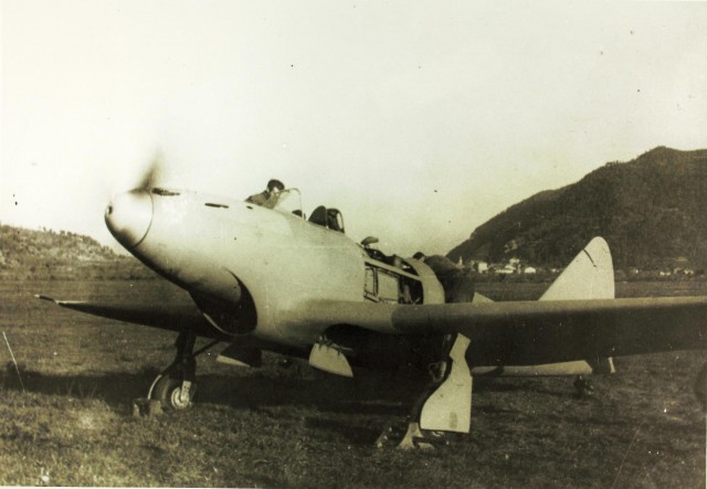 Р-39 Аэрокбра. Американская любимица сталинских соколов. История создания и основные модификации.