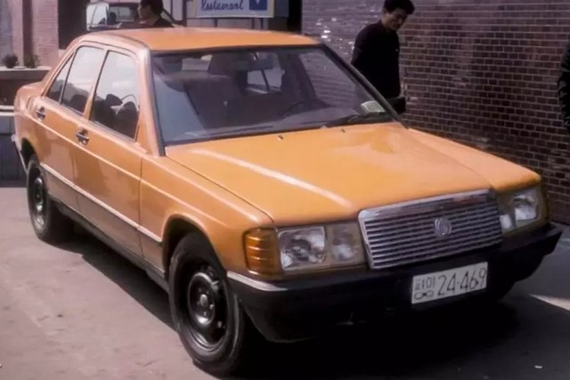 40 лет Mercedes-Benz 190