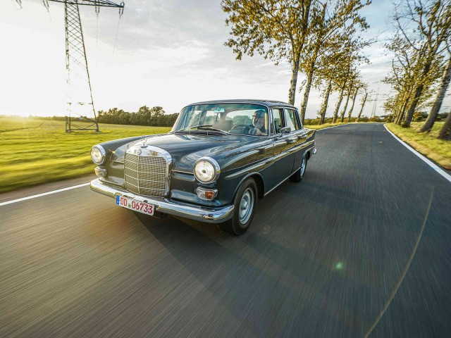 1967 Mercedes-Benz 230 AMG. Автопятница №55.