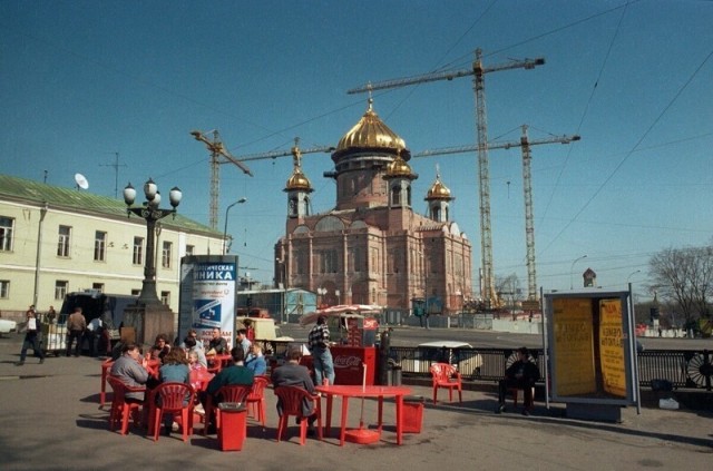 Период распада: 40 фото из 90-х, которые вызовут смешанные чувства