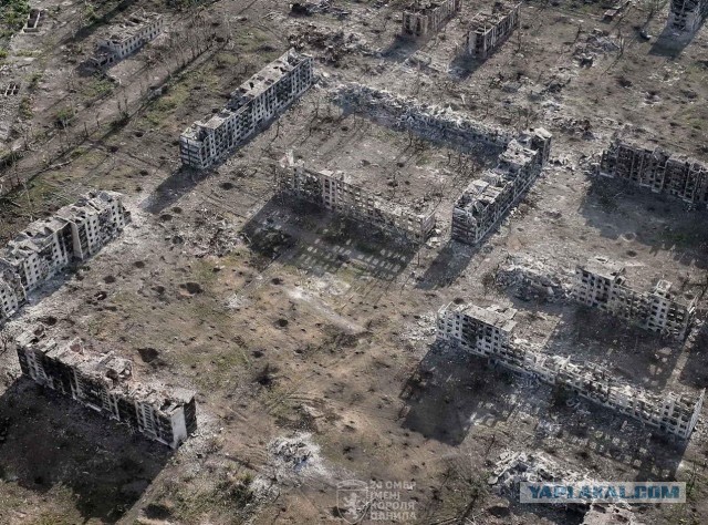 В чем физическая причина истечения срока годности ядерного оружия