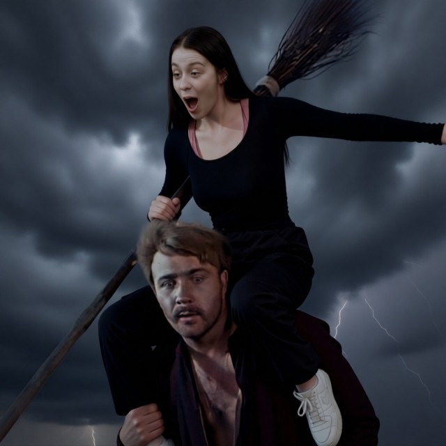 Фотожаба : "Фотошопте меня полностью".