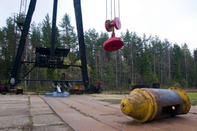 Заброшенная база военного снаряжения