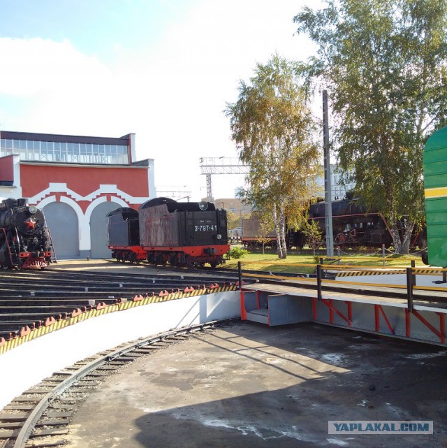 Хотел ребенку показать тепловоз ЧМЭ3 и не показал