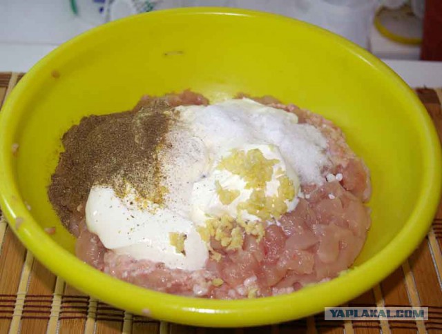 Колбаски белые, куриные. Просто и доступно.