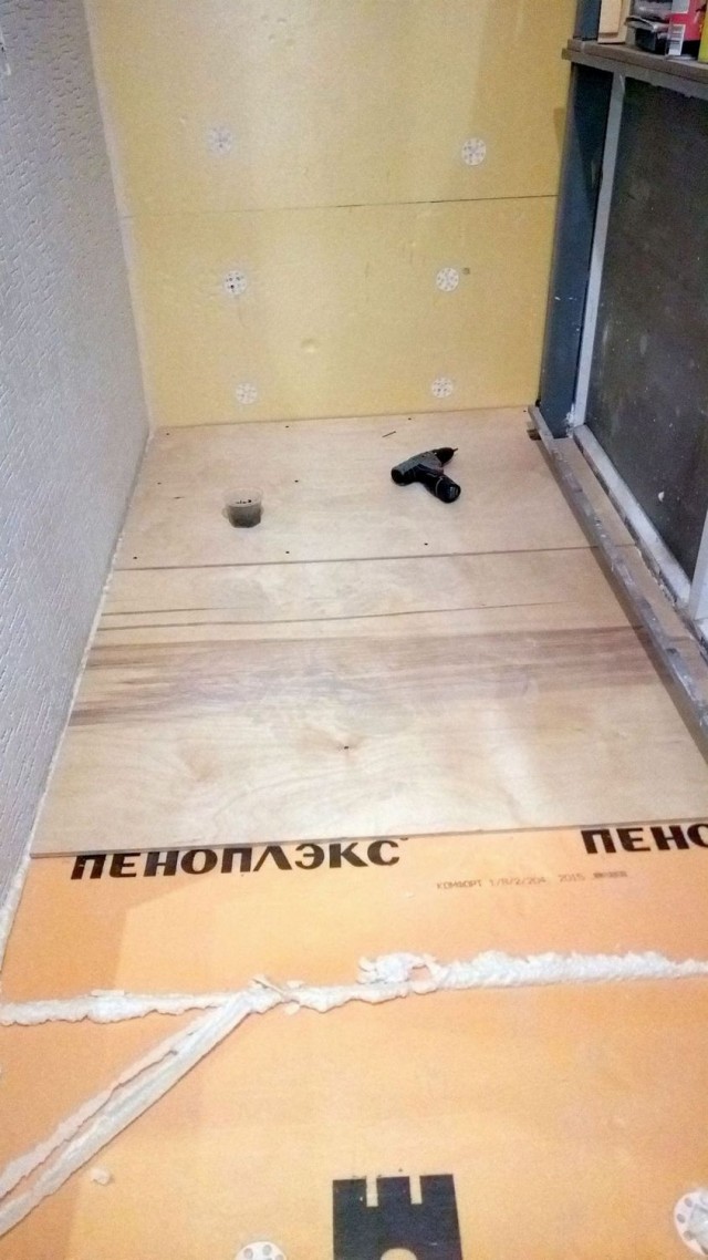 Очередной ремонт небольшой лоджии. Своими руками, долго, не за копейки