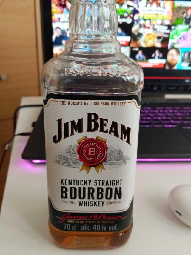 Производители виски Jim Beam, Maker’s Mark и Macallan уходят из России