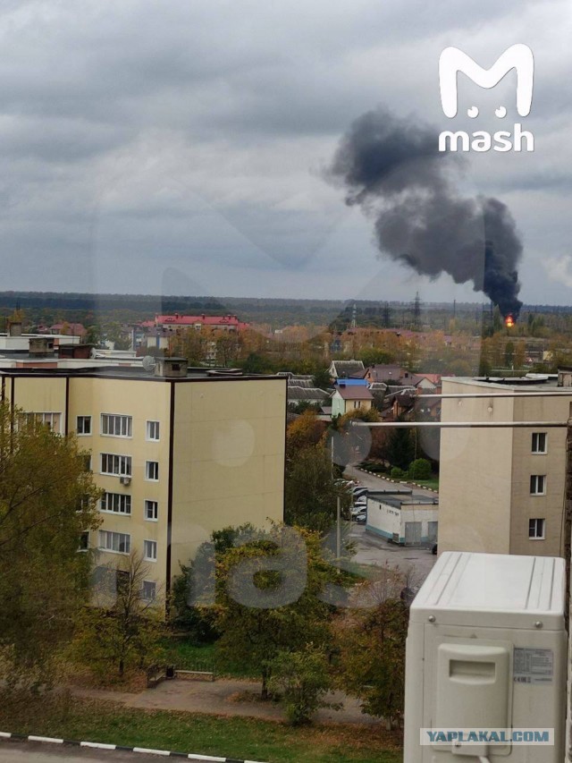 В Белгородской области горит подстанция