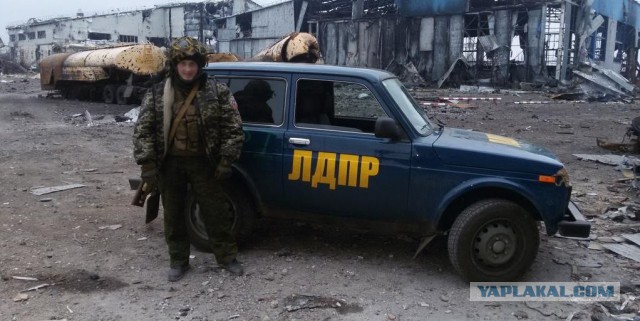 Зачистка аэропорта от войск украинских ВС