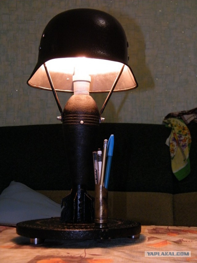 Рукожопим антуражную настольную лампу