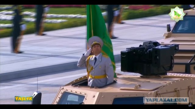 Новая парадная форма туркменских военных