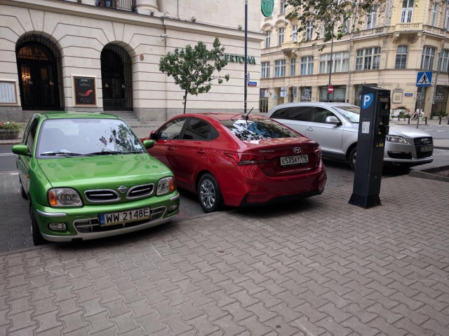 В Европу на машине. Часть 1 (дорога, граница, Варшава)