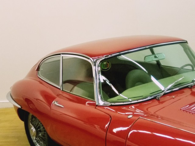 Про выставку редких и антикварных автомобилей