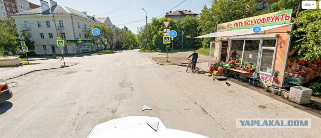 В Екатеринбурге на улице Бородина неизвестный мужчина открыл огонь из окна по людям.