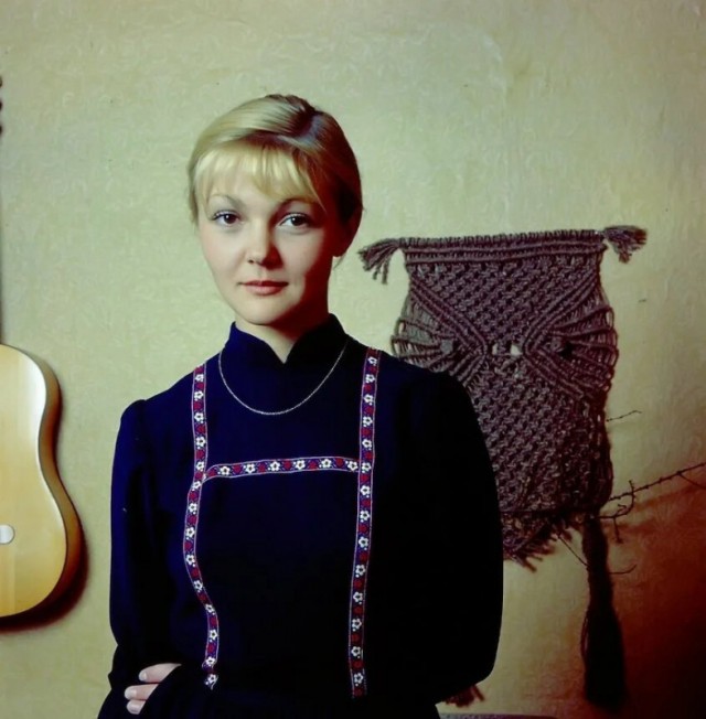 Марина Дюжева. Путь к успеху, неудачный брак и счастливый союз длиною в 40 лет. Как живёт актриса?