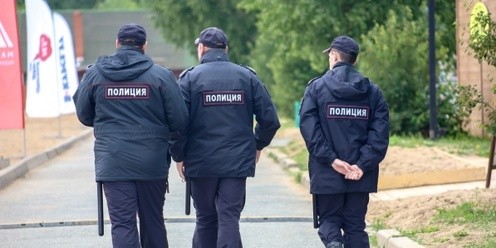 До двух лет тюрьмы за публичное оскорбление представителя власти