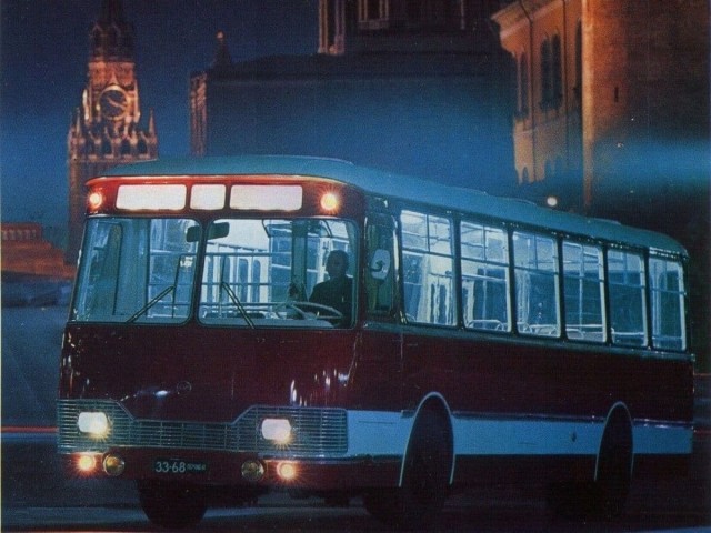 Москва и москвичи. Двадцатый век. 14.06.25